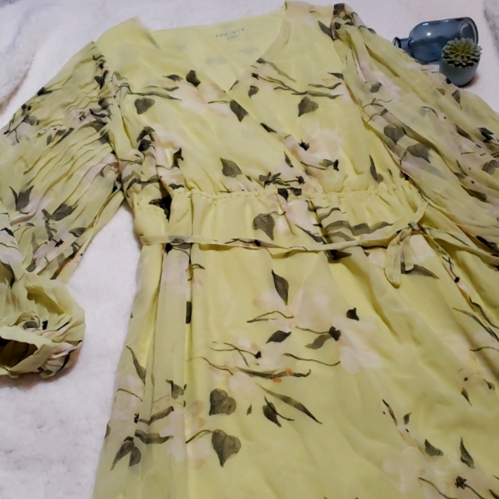 Adorable Balloon Sleeve Dress Size 2X